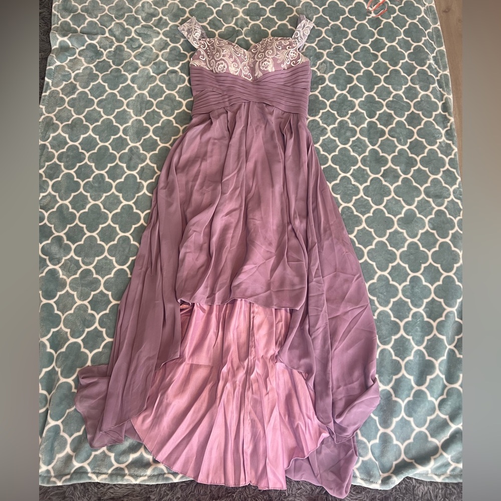 NEW Elegant Mauve Women’s Gown